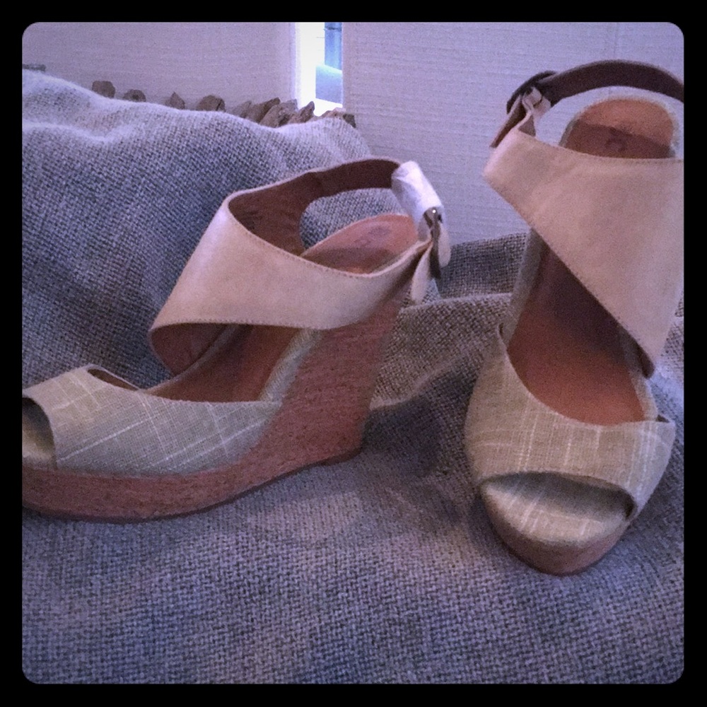 Born in California wedge